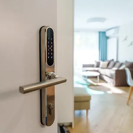 Baltia - Whiteblue *