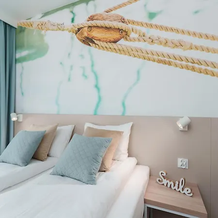 Baltia - Whiteblue *