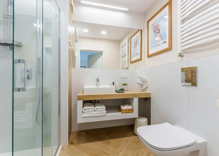 Baltia - Whiteblue コウォブジェク